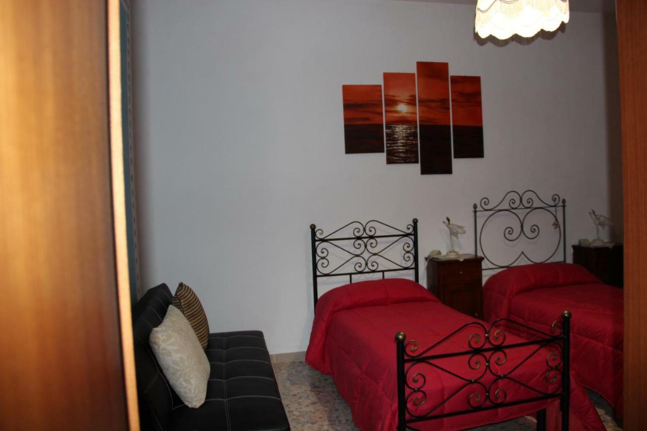 Le Coccole Del Trasimeno Guest House Tuoro sul Trasimeno Bagian luar foto