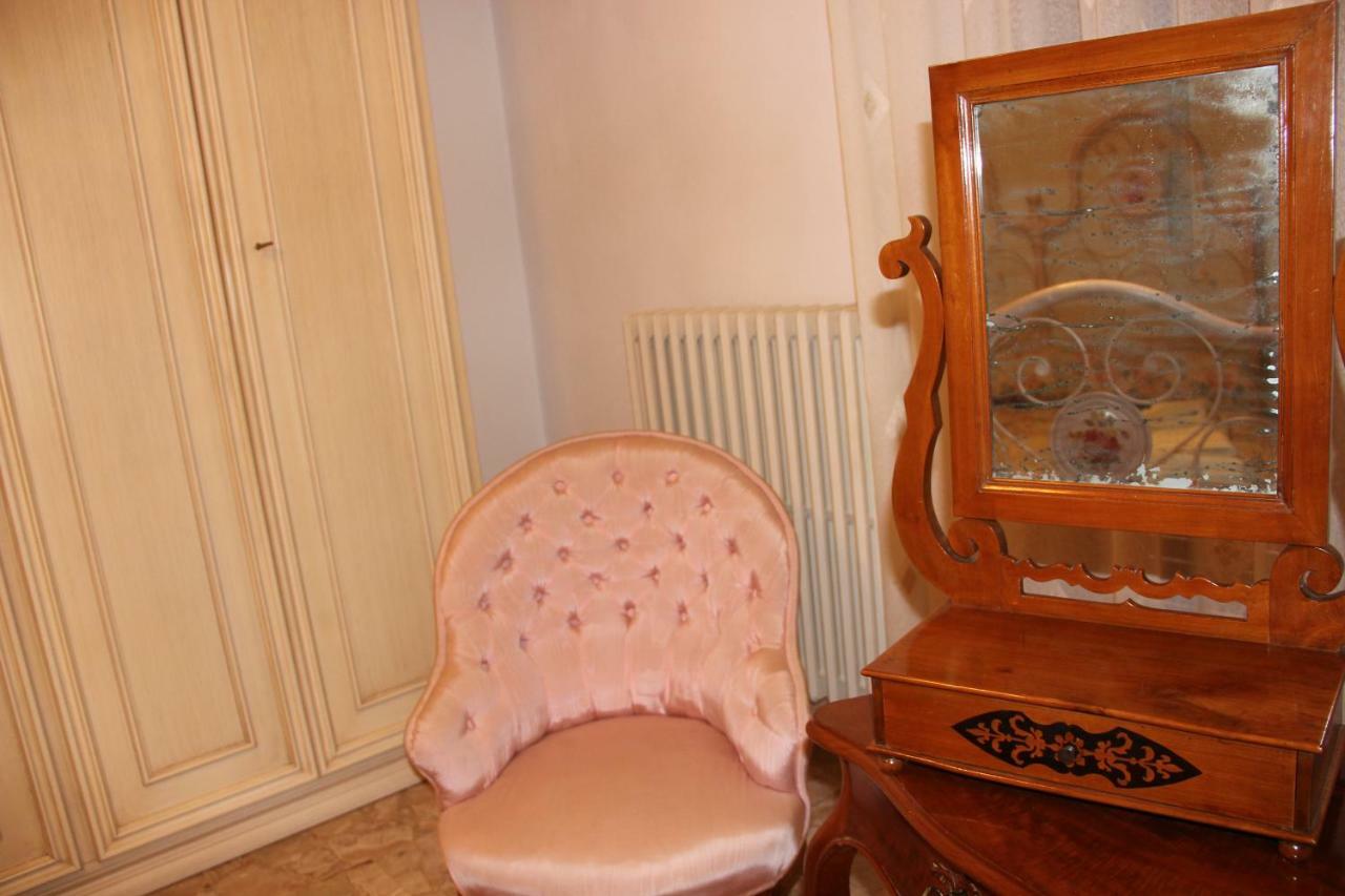 Le Coccole Del Trasimeno Guest House Tuoro sul Trasimeno Bagian luar foto