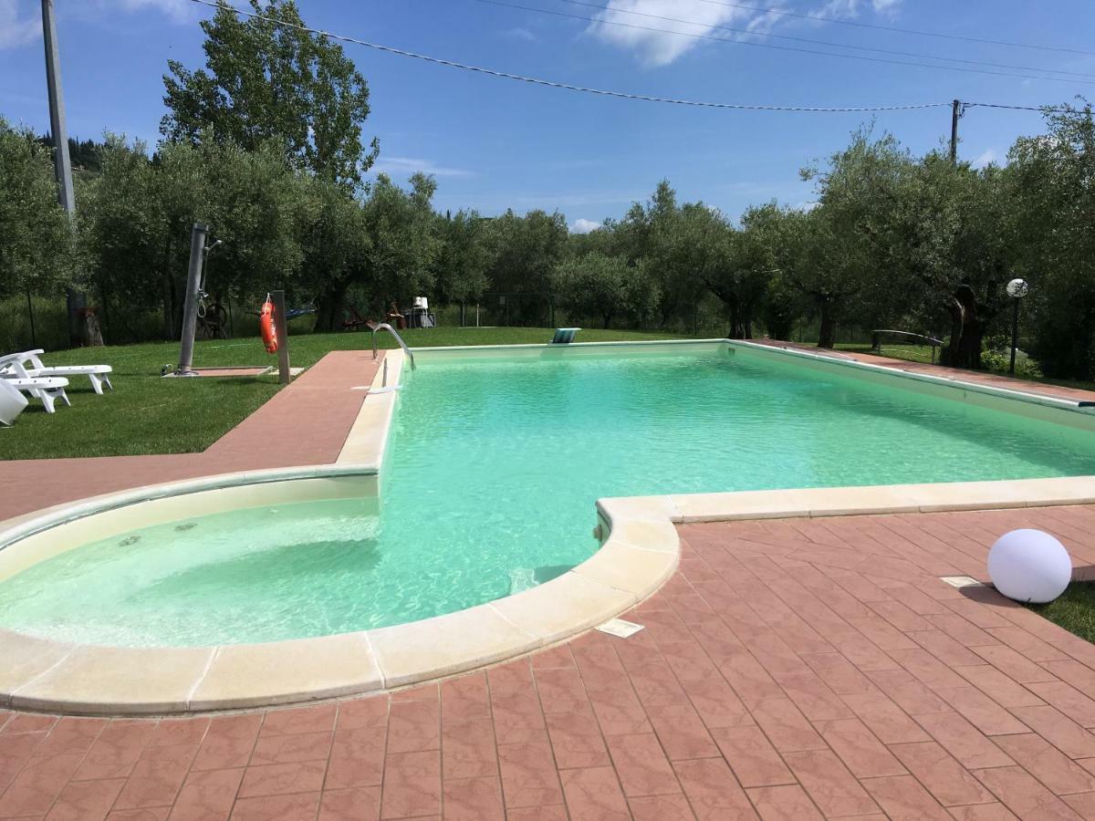 Le Coccole Del Trasimeno Guest House Tuoro sul Trasimeno Bagian luar foto